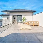 Bellevue 1, Piscine, Jacuzzi, Sauna Champcevinel
