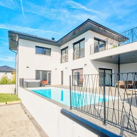 Bellevue 1, Piscine, Jacuzzi, Sauna Villa Champcevinel
