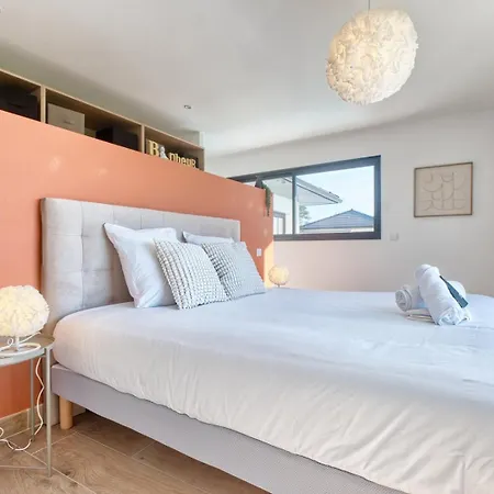 Bellevue 1, Piscine, Jacuzzi, Sauna Villa Champcevinel