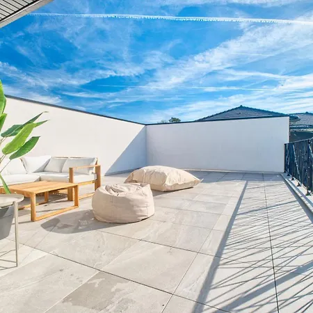 Bellevue 1, Piscine, Jacuzzi, Sauna Champcevinel