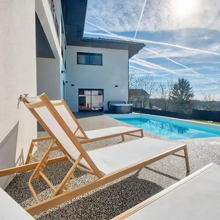 Bellevue 1, Piscine, Jacuzzi, Sauna Villa